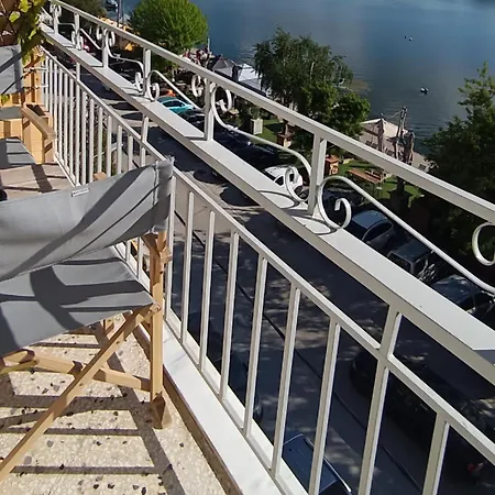 Apartmán Cl μπροστά στην λιμνη Kastoria
