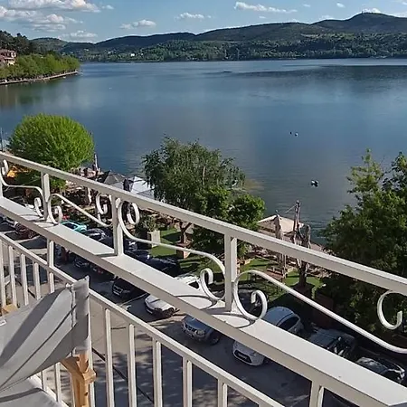 Apartmán Cl μπροστά στην λιμνη *